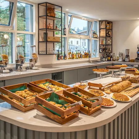 Hampton by Hilton Locarno Отели рядом с достопримечательностью «Холм Монте-Верита»