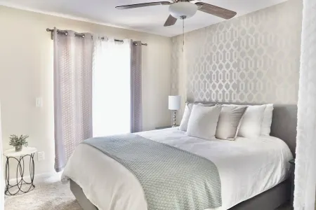 Charming Craftsman Retreat: 3BR Home w/ Pool & Jacuzzi – Your Perfect Getaway!