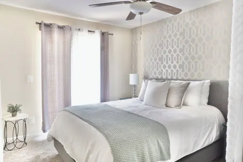 Charming Craftsman Retreat: 3BR Home w/ Pool & Jacuzzi – Your Perfect Getaway! فنادق في Bonita