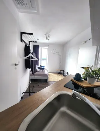 Business apartment with WIFI, elevator & free parking