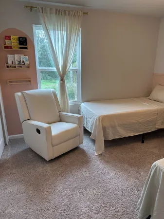 Cozy Home with Workspace Отели рядом с достопримечательностью «Мелчинг Филд эт Конрад Парк»