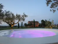 Country house - San Giovanni in Poggio - Independent villa Meriggio Hotel a Monteroni d'Arbia
