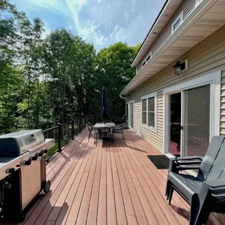 New 4-bedroom home in Egg Harbor, 2 min drive to beach