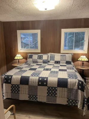 Charming Cottage Nestled In The Redwoods at The Russian River Hotels in Monte Rio