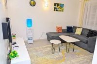 Highway views full furnished 1-bedroom apartments at OJ-Membley