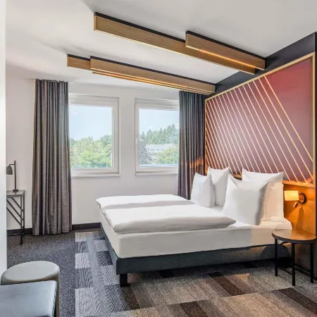 B&B HOTEL Hamburg-Nord Отели рядом с достопримечательностью «Станция метро "Берне"»