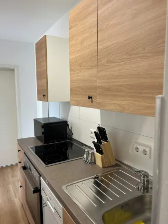 Modern service apartment Отели рядом с достопримечательностью «Engelsburg»