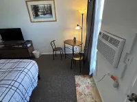 Unit 14 at Spinning Wheel Motel in Historic Fillmore Hotels in Fillmore