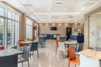 Quality Inn & Suites Hotels in La Mitis