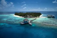 Raffles Maldives Meradhoo Resort Hotel a 