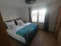 Cozy, bright apartment in a very quiet location 데트몰트 호텔