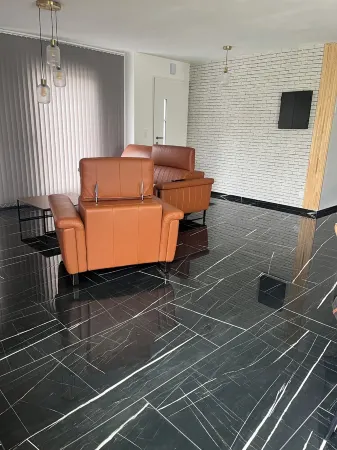 Chic, modern house in the countryside Отели в г. Круа-ан-Тернуа