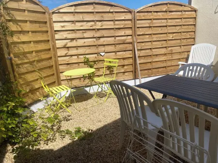 île d'oleron, small quiet vacation home close to the ocean Отели рядом с достопримечательностью «Location Mobil Home 3 chambres 5 pers. max»