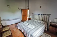 La Rondine - Farmhouse La Fattoria