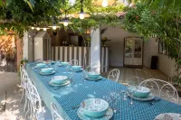 Le Clos des Fées Roussillon Hotels in Roussillon