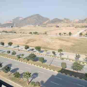 2 Bed lounge Fully Furnished Brand New Apartment on Daily rents Others