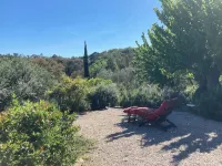 A haven of peace in the Massif des Maures in the Var region of France Hôtels à : Vidauban