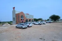 SR Hotel Restaurant & Cafe - Alojamientos