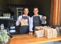 LUXURY IN THE HEART OF ORANGE. 1 MINUTE WALK TO BEST CAFES AND RESTAURANTS