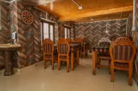 Kashmir House Pahalgam - Breakfast