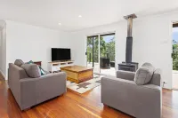 Cosy cottage with fireplace and spectacular views - Kangaroo Valley