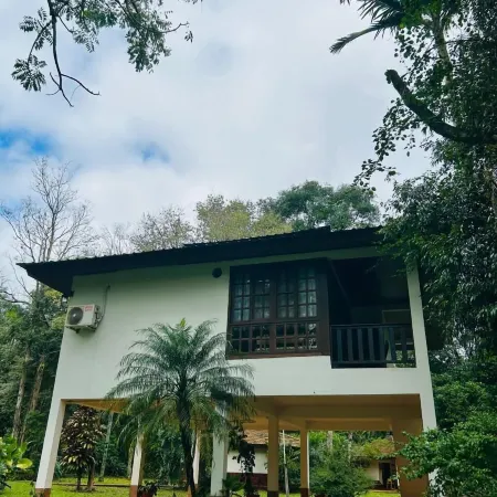 Orquideas Hotel & Cabañas