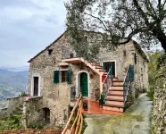 In Einem: Berge und Meer in Ligurien