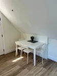 Welcome to The Ferns in Cobble Hill! Quiet, clean and functional bachelor suite.