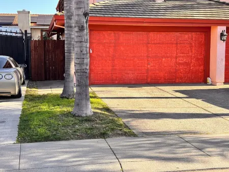 Beautifully Studio apartment, offering a warm ambiance with modern amenities.