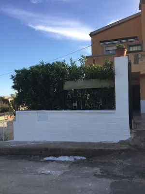 Direct and private entrance to the beach,