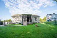 Spacious 3bd/2ba near Casino