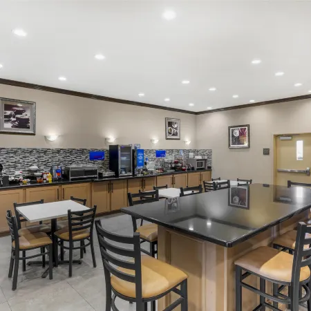 Best Western Red River Inn  Suites