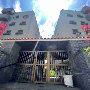 Ape 27 50m Praia Grande Ubatuba 2 Wed 2 bath Air Conditioning in the living room Hotel Exterior