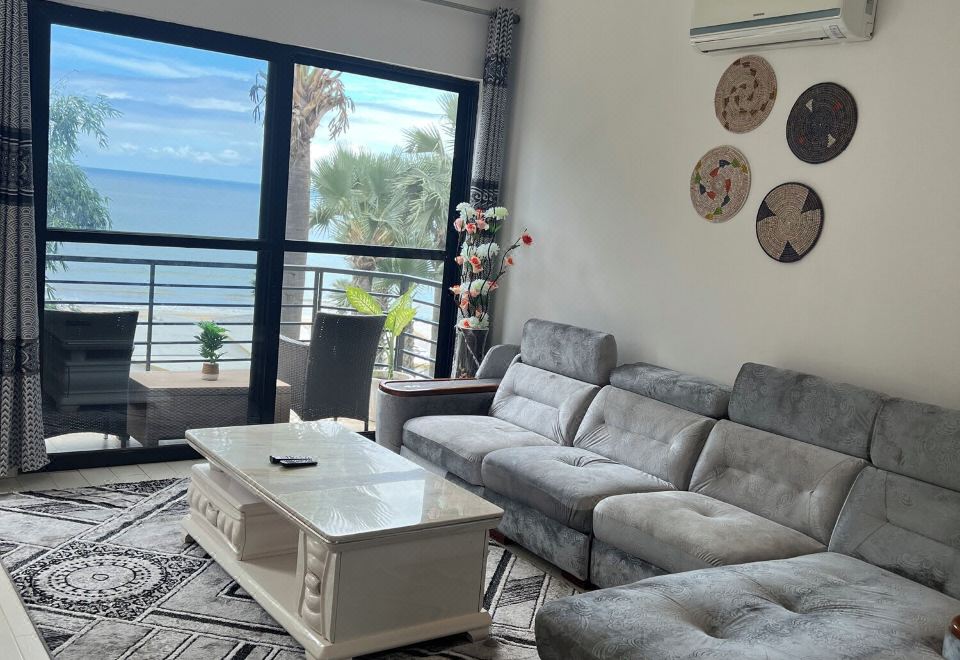 Relax Luxury Ocean View Apartment - Housity