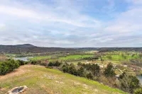 Quaint Norfork Studio w/ Million Dollar View! - 홈스테이