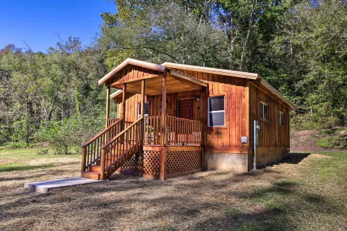 Silver Creek Cabin w/ Hiking < 1 Mi to Town! - WiFi