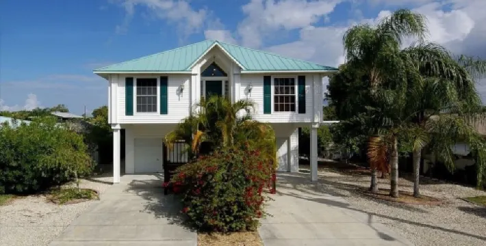 Peace and quiet; Private pool - 3BR/3BA