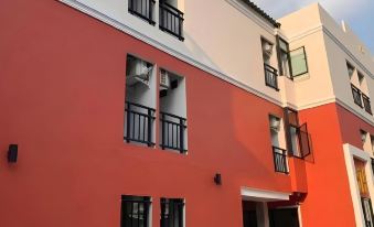 9TY Hotel (Ninety Hotel)