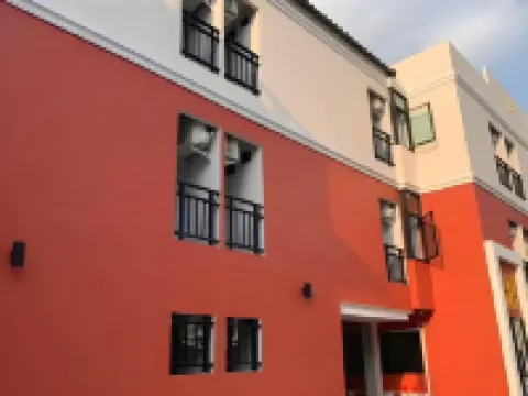 9TY Hotel (Ninety Hotel)