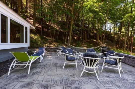 Beach View Cottage - on the Lake