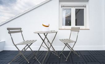 Vallecano Apartments by Olala Homes