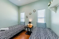 Hutto Casita 5 min from Kalahari Resorts & Dell Diamond!
