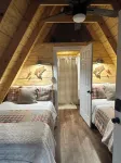 Cozy A-frame cabin just 1/4 mile from Lake Hartwell - perfect for anglers