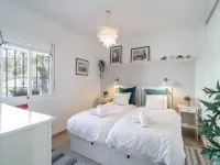 Apartment in Nerja near Playazo Beach