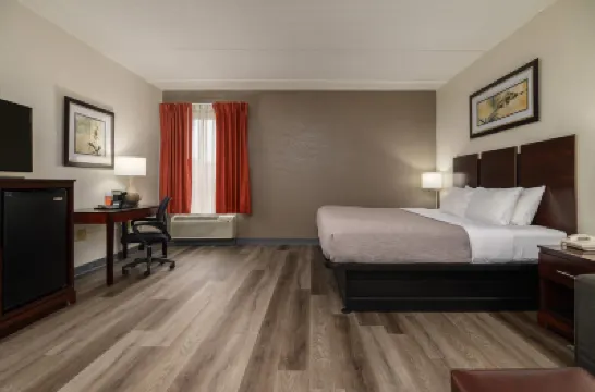 Quality Inn & Suites Hotel di 