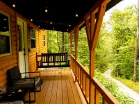 Peaceful Cabin in the Forest with Hot Tub & Views - Hill Haven Hotels in Wolfe County