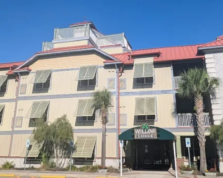 Willow Lodge Hotels in Georgetown County