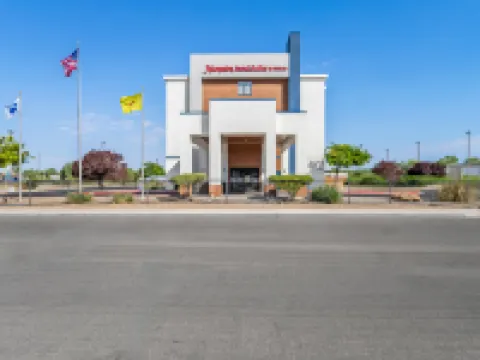 Hampton Inn & Suites Farmington Hotels in Farmington