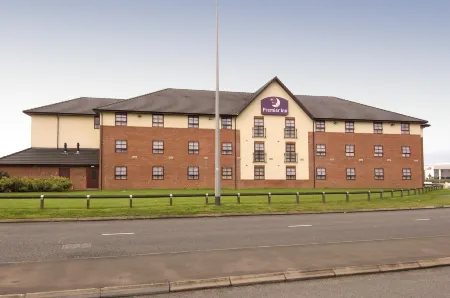 Premier Inn Stafford North (Spitfire) Отели в г. Стаффорд