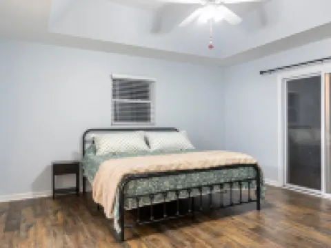 New to listing! Dorsey Dock Retreat w/ Dock! 哈特縣酒店